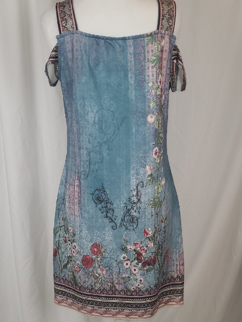Boho Blue Floral Cold Shoulder V-Neck Summer Dress - Size MEDIUM - Picture 8 of 13